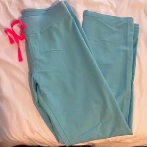 FIGS Livingston scrub pant.